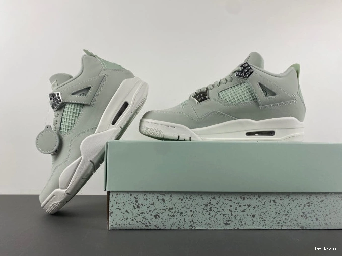 (W) 4 Air Seafoam Jordan HV0823-003 0815